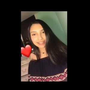 Meet your Posher, Carolina